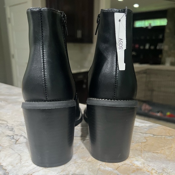 ASOS - Picture 4 of 5